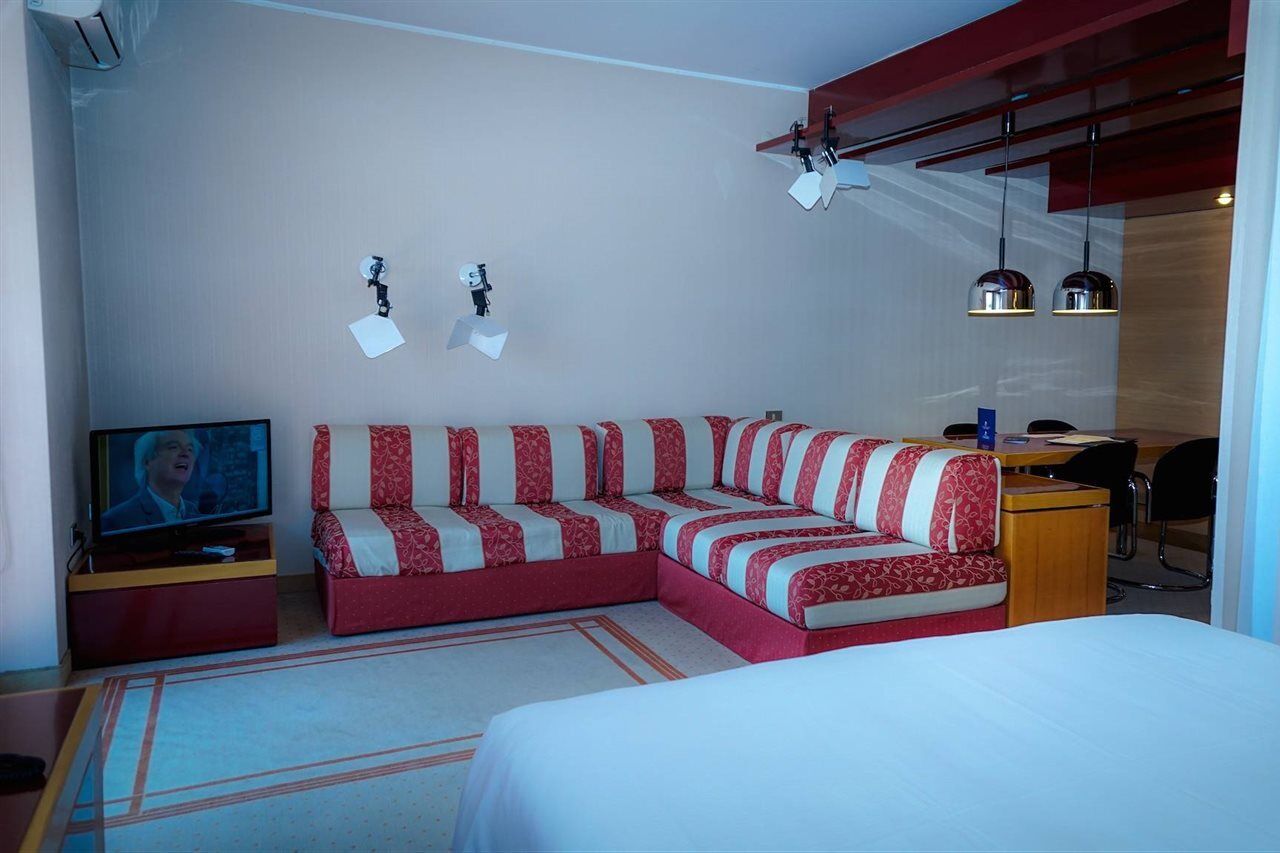 Excel Hotel Milano 3 Basiglio Zewnętrze zdjęcie